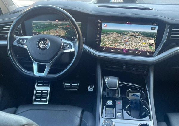 Volkswagen Touareg cena 180000 przebieg: 121000, rok produkcji 2018 z Augustów małe 742